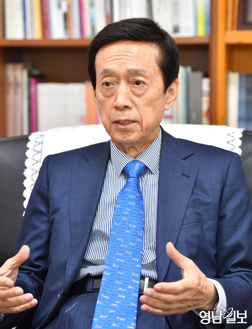[토크 人사이드] 김정길 대구문화예술진흥원 초대 원장 통합된 조직 독립성 깨지 않고 혁신경영 기본방향 다듬어 갈 것