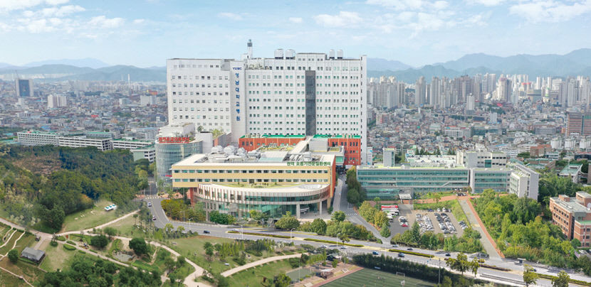 [의료특집] 영남대병원, 꿈의 암치료기 트루빔 STx 운영…국내 2곳뿐인 PET-MR도 보유