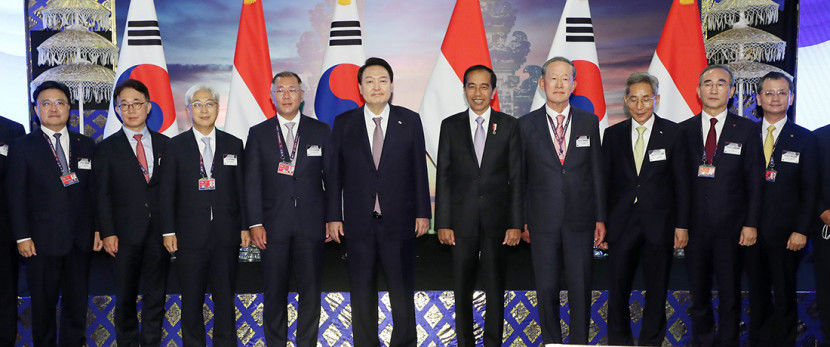 尹대통령, 인니 조코위 대통령과 환담…한국 기술-인니 자원, 최적 파트너