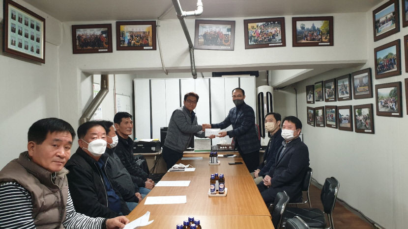 서문시장상가연합회, 화재 피해 입은 매천시장에 화재 위로금 전달