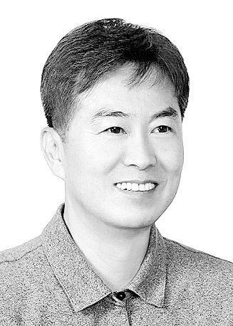 [하용준의 閑談漫筆] 배돌림