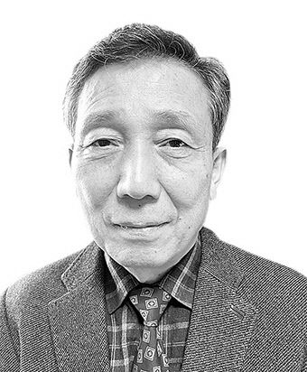 [김상봉의 신파와 미학 사이] 서정주와 고은