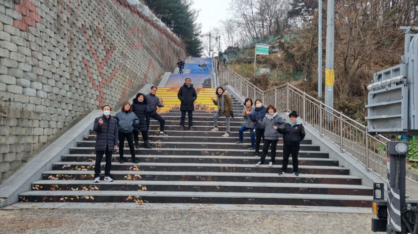 구미시 도량동주민자치위원회, 마을벽화 노을 지는 서쪽 하늘 완성