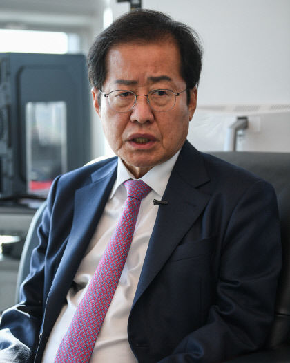 홍준표 시장 대구시 재정상태 시정 노력, 기득권 카르텔이 방해