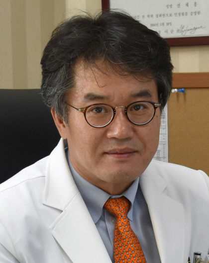 [전문의에게 듣는다] 당뇨발…고압산소 공급하면 당뇨발 절단위험 낮춰
