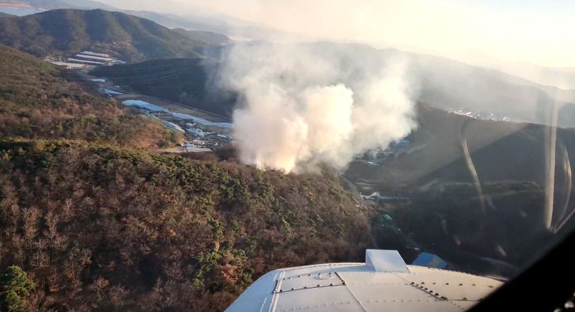 성주 산불 발생 1시간여만에 주불 진화···진화헬기 4대 등 긴급 투입 신속 진화 성공