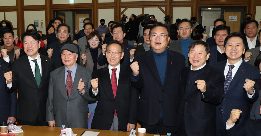 친윤계, 당대표 선출 당원 투표 100% 당헌 개정 옹호