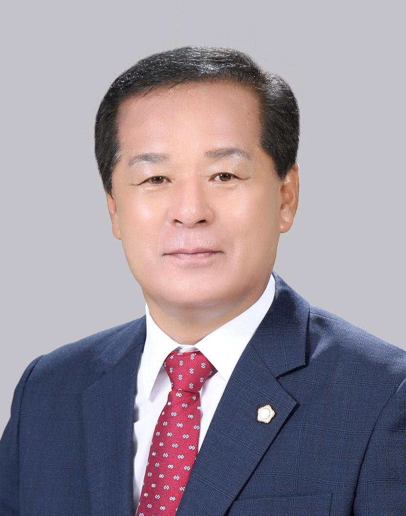 박순득 경산시의회 의장, 목욕탕서 심정지 시민 심폐소생술로 살려