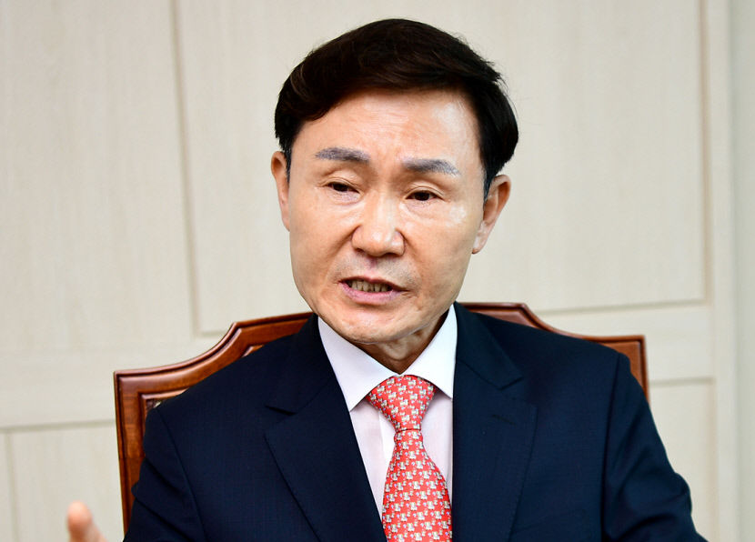 [경북 시군 단체장 신년 인터뷰] 이남철 고령군수 낙동강 활용해 관광 활성화…첨단산업·중견기업도 유치