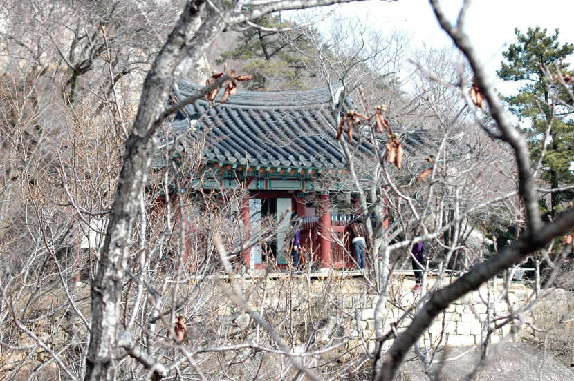 [주말&여행] 경남 남해 금산 보리암, 왕도 신선도 실연도 떠나고…적요와 평안의 바다가 남았구나