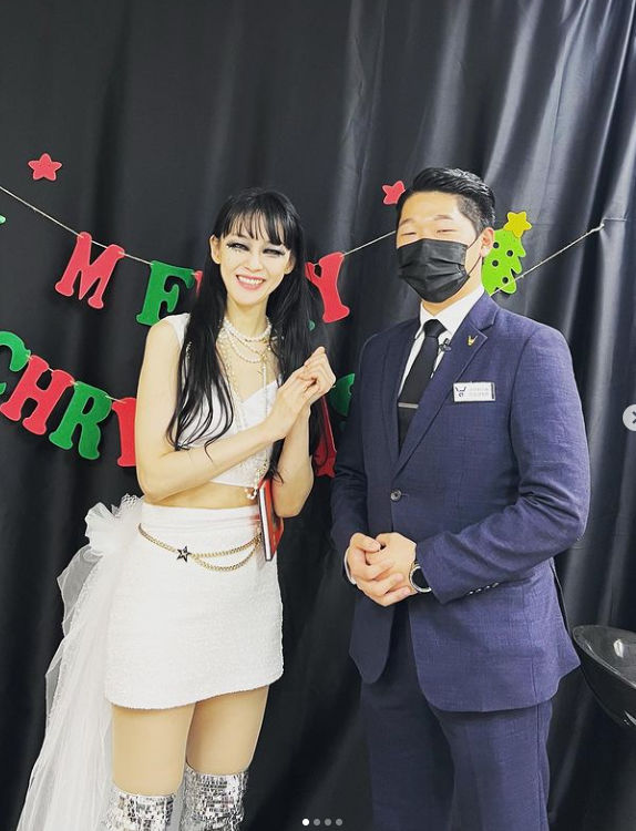 김윤아.jpg