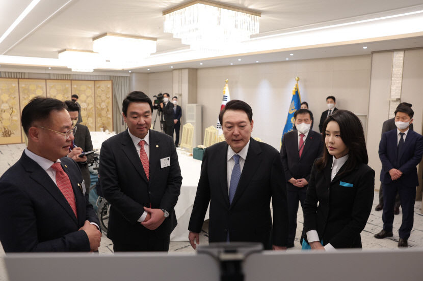 200억 규모 칠곡할매문화관 건립되나…칠곡군, 대통령으로부터 긍정적 답변 얻어