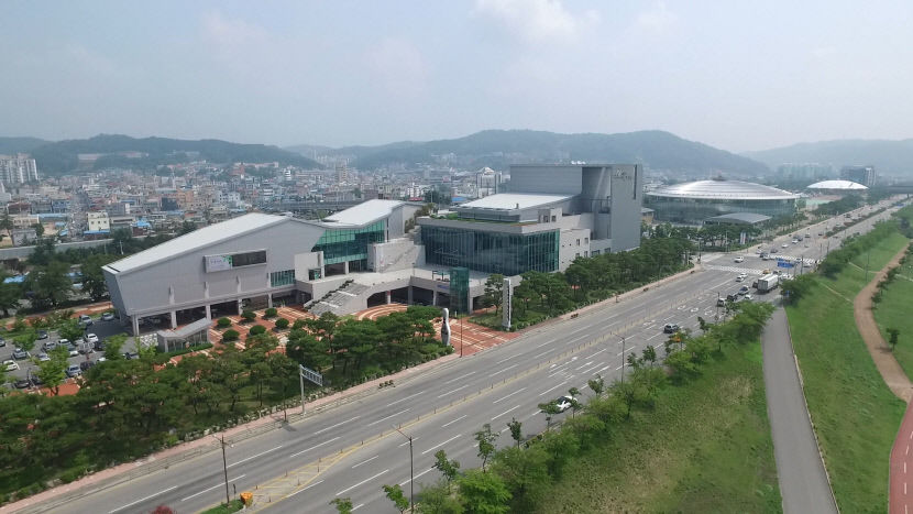 안동문화예술의전당, 공연장 상주 예술단체 공모
