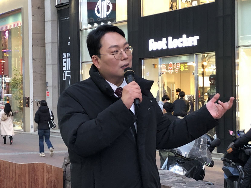 이준석계 당권 주자 천하람, 대구 찾아 밤샘 유세