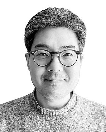 [정재완의 디자인 생각] 디자이너 세계의 기울어진 운동장