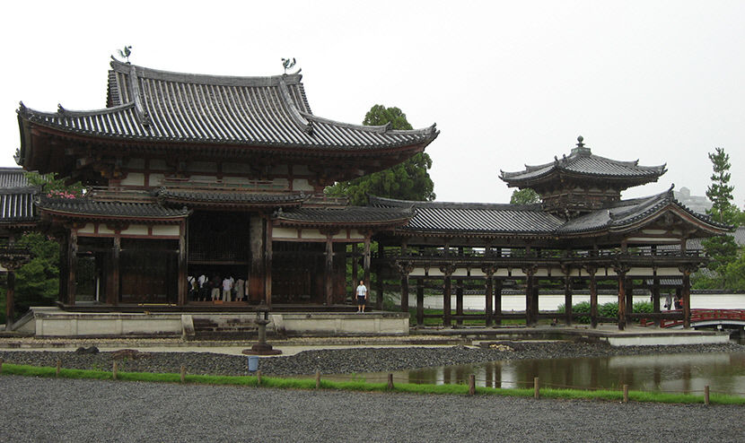 [김봉규 기자의 지구촌 산책 .35] 日 우지 뵤도인(平等院), 극락세계의 연못에 떠 있는 사찰…봉황이 날개 펼친 듯 화려