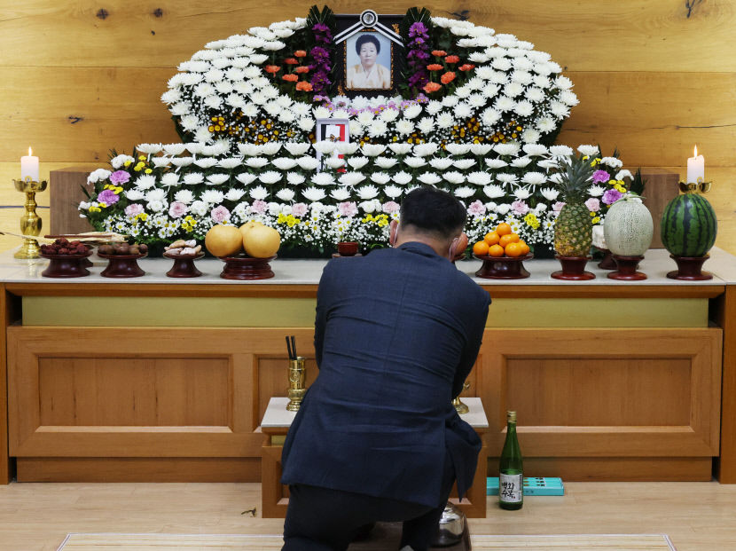 김재욱