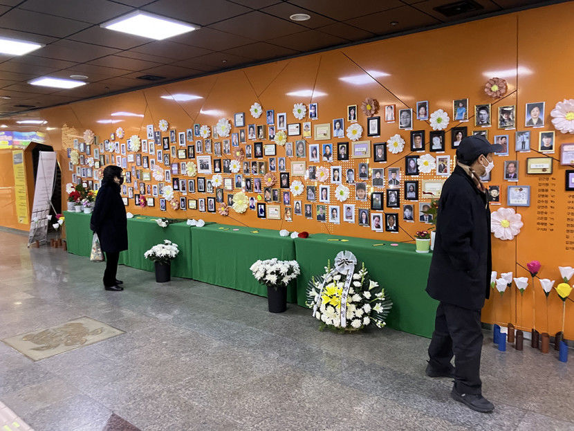 20년 전 그 날을 잊지 않고 기억하는 사람들···모두가 더 안전한 세상을 기대합니다