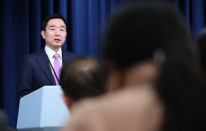 尹대통령, 튀르키예 신속 지원 지시 구호물품 최대한 확보…재건까지 지원