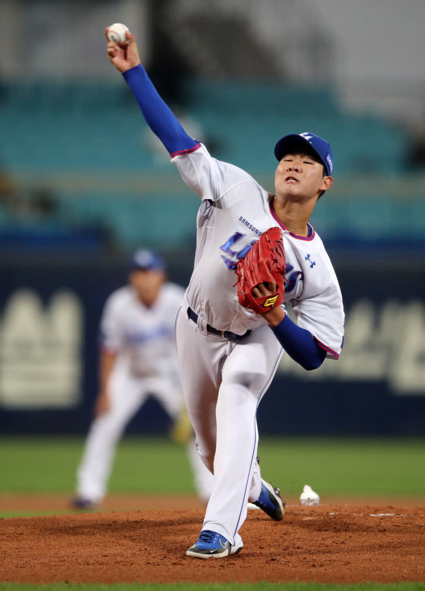 삼성 라이온즈 스프링캠프서 부상자 속출… 내야수 조민성, 투수 황동재 조기 귀국