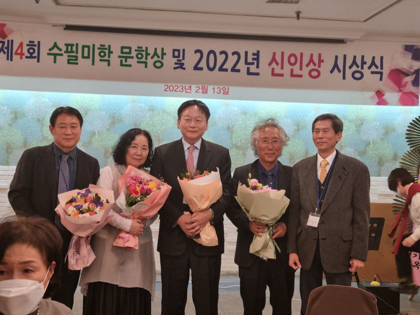[동네뉴스] 광고회사 운영 박순태씨 제4회 수필미학 문학상 수상