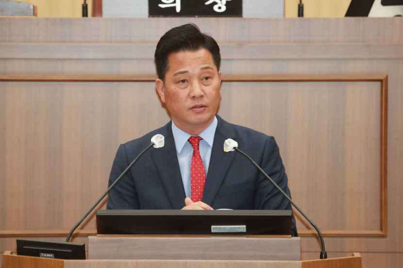 예천군의회 강영구 의원 행정통합은 선출직 정치인의 정치 이벤트로 이용돼선 안된다 일침