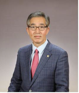 이광우 경북대 교수 문경시 장학회에 장학금 100만 원