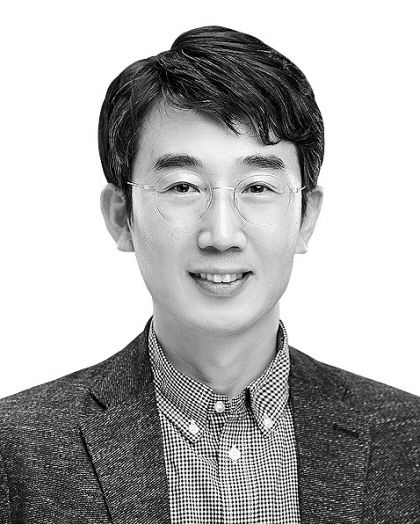 [아침을 열며] 힘만으로는 변화를 이끌 수 없다