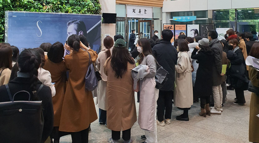 [위클리포유 커버 스토리] 우리를 설레게 하는 것(2)…피아니스트 선율에 마음 위로…임영웅 팬들의 아지트 위시카페 삶의 활력