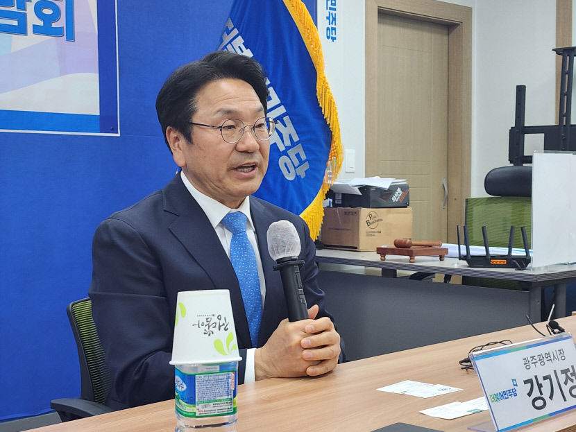 홍준표·강기정, 공항 관련 쌍둥이 특별법 통과 위해 손잡는다