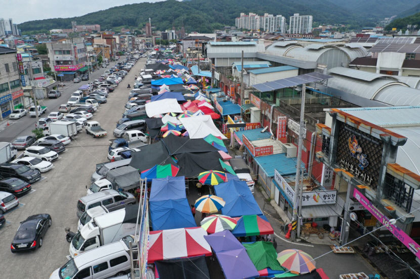[구미 가볼만한 곳] 가는 날이 장날…구미 선산봉황시장 인심·먹거리 가득