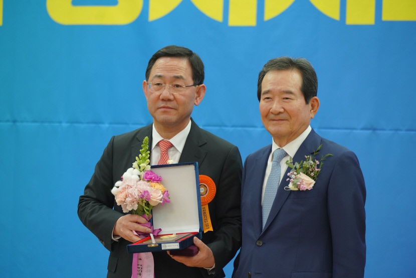 주호영 국회출입기자단 100인이 선정한 국회의원상 수상