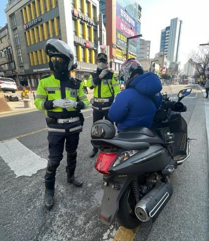 고작 2시간 단속에 이륜차 불법행위 78건 무더기 적발