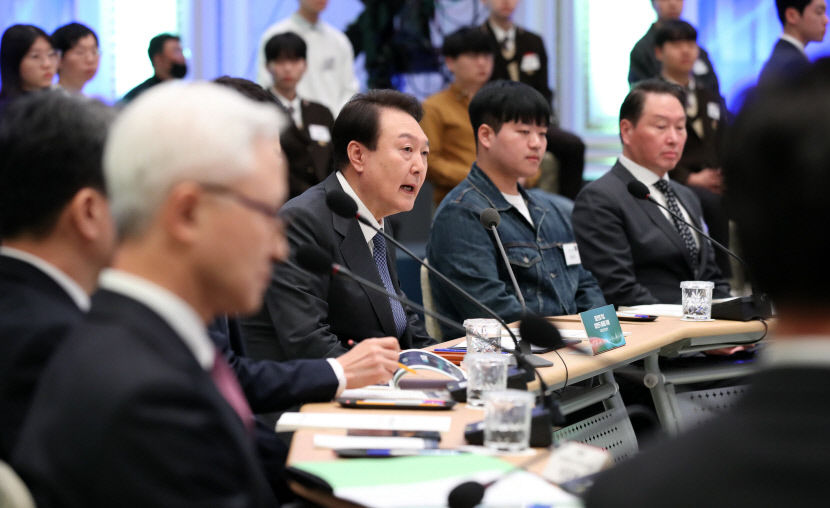 [속보] 尹 지역 스스로 비교우위 분야 키워갈 수 있도록 산업단지 조성