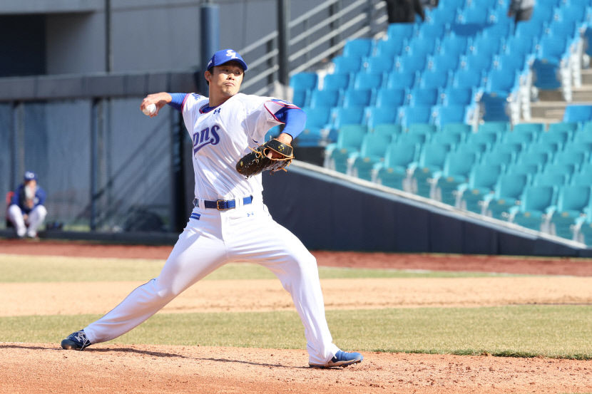 선발 후보 장필준 홈런 포함 4실점 불안…삼성, LG에 11안타 내주며 2-5 패배