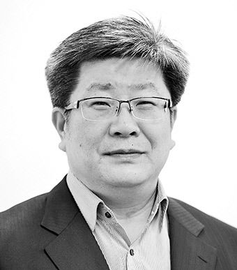[월요칼럼] 노후파산과 금융치료