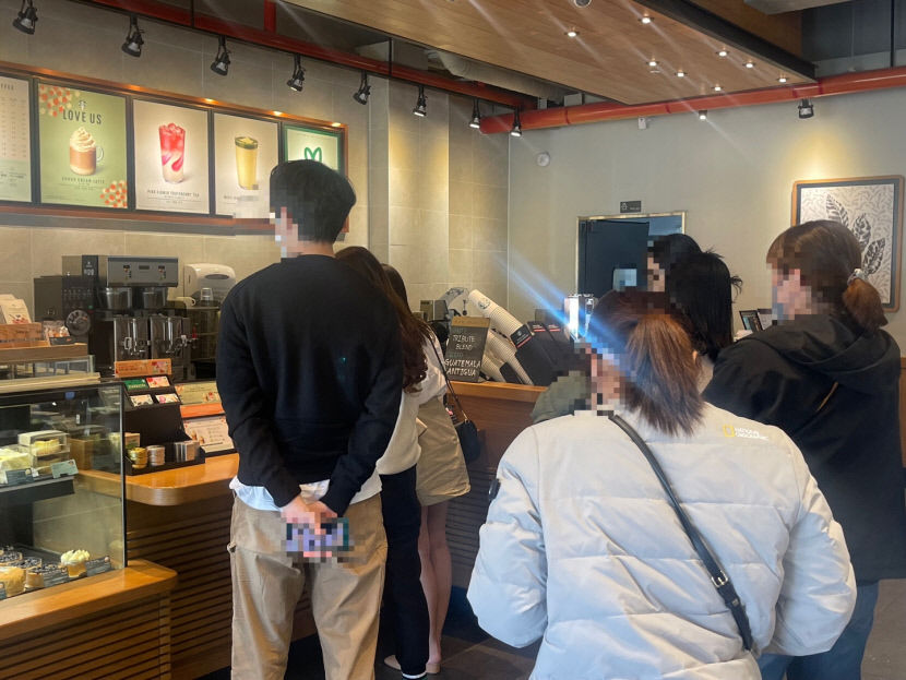 애플페이 결제 안되는 스타벅스…애플페이 도입은 언제쯤?