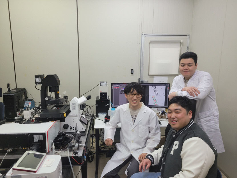 포스텍, 세계 최초 DNA·단백질 3D 프린팅 기술 개발…생체 고분자 패턴 제작 가능