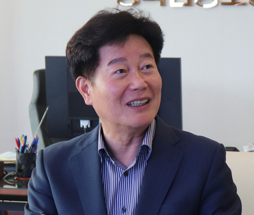1454억 출연금 유치 보증체계 마련 열린 이사장실 운영 노사갈등 해소
