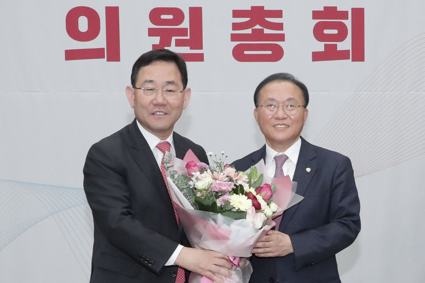 TK 3선 윤재옥 與 신임 원내대표에…지역민심 전달해 물갈이 막아낼까(종합)