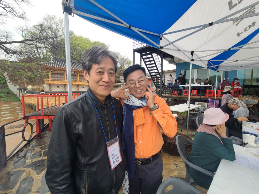 유명 시인과 농촌 마을 손 잡고 상생 모색