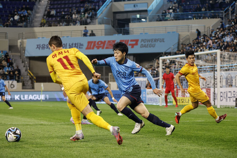 대구FC, 치열한 공방 속 광주FC에 3-4 패배…3경기 연속 무승