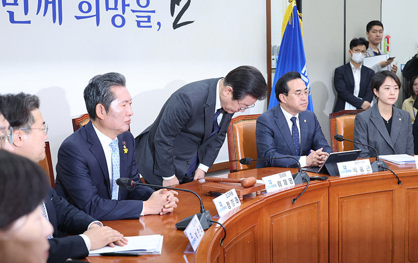 尹 지지율, TK서 하락세…잘한다 3.9%p 내려 48.9%