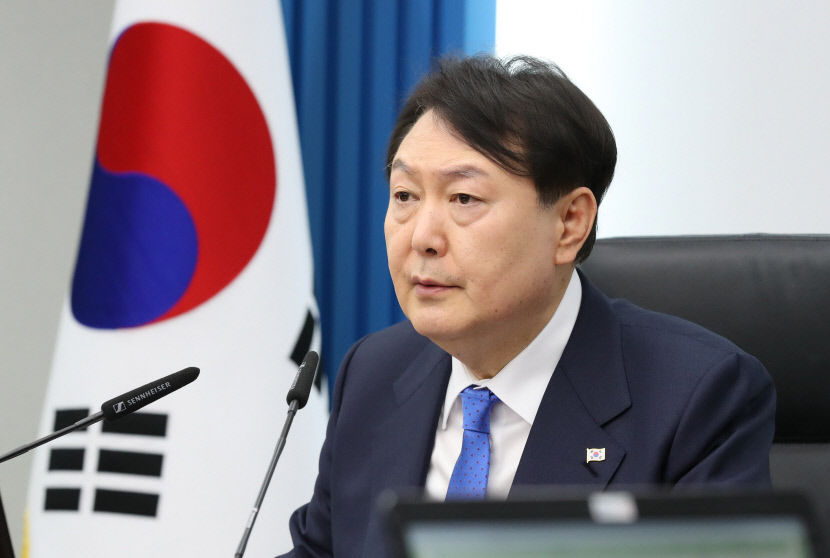 尹, 국무회의서 국가채무·전세사기·고용세습 미래세대 위한 일…TK신공항특별법 공포도