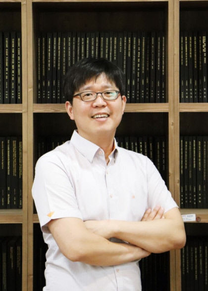 국내 연구팀, 가시광 대역 메타렌즈 대량 생산 성공…연구 단계 머문 메타물질 산업화 실제 적용