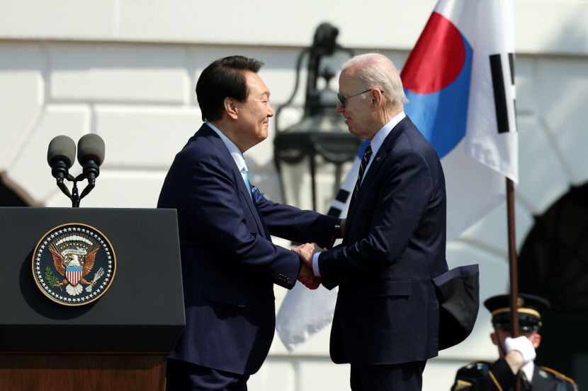 [尹국빈방미 동행취재]美백악관 핵공유 아니다 입장에, 대통령실 입장차 아냐, 더 실용적