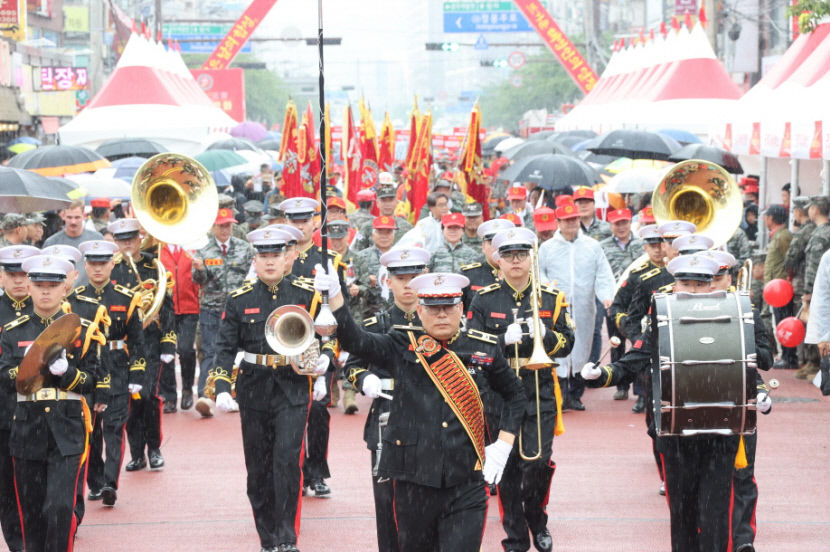 포항 해병대문화 축제 대성황