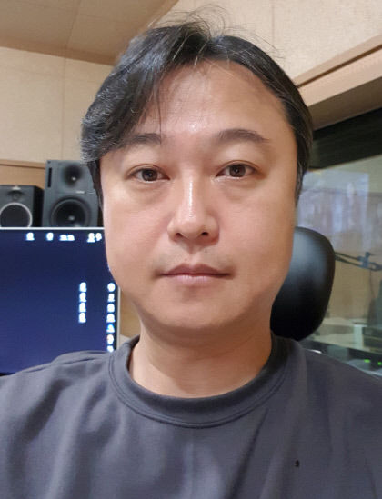 김재옥 작곡가 무거운 분위기 벗기 위해 아이들 노래 삽입