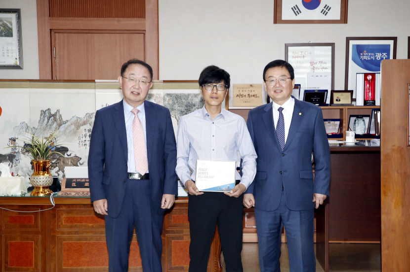 9살 여아 유괴 막아낸 용감한 시민 포스코히어로즈 선정
