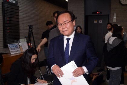국민의힘 김재원·태영호 최고위원, 자진 사퇴하나